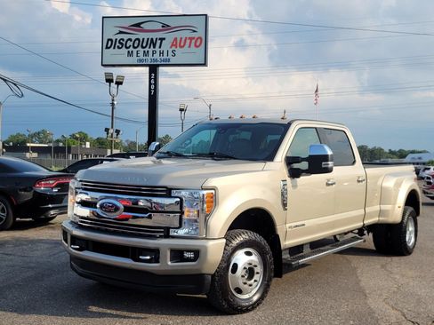 Used 2018 Ford F350 Lariat w/ Lariat Ultimate Package AWD/4WD image 33