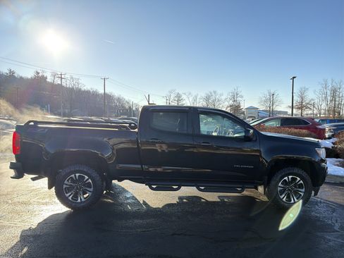 Used 2022 Chevrolet Colorado Z71 image 4