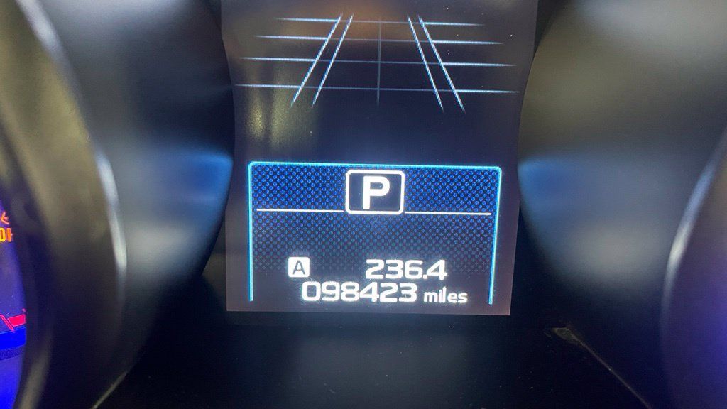 Used 2017 Subaru Outback 2.5i Limited AWD/4WD image 10