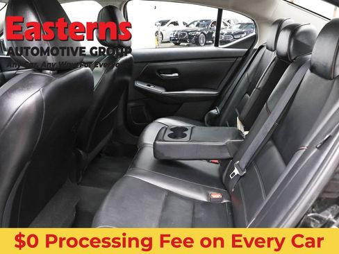 Used 2023 Nissan Sentra SR w/ SR Premium Package FWD image 22