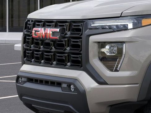 New 2026 GMC Canyon Elevation w/ Convenience Package image 13