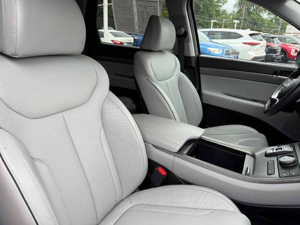 Used 2024 Hyundai Palisade SEL FWD image 18
