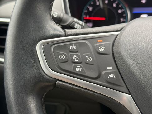 Used 2023 Chevrolet Equinox LT image 19