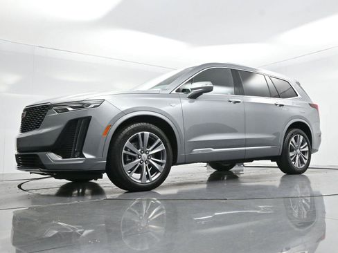 Certified 2024 Cadillac XT6 Premium Luxury w/ LPO, Floor Liner Package AWD/4WD image 52