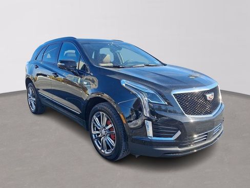 Certified 2025 Cadillac XT5 Sportv w/ Technology Package image 3