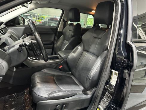 Used 2018 Land Rover Range Rover Evoque SE AWD/4WD image 29