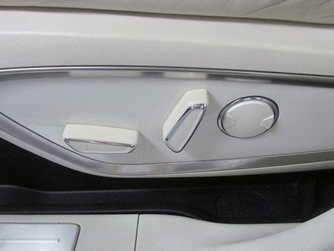 Used 2017 Lincoln MKC Black Label image 31