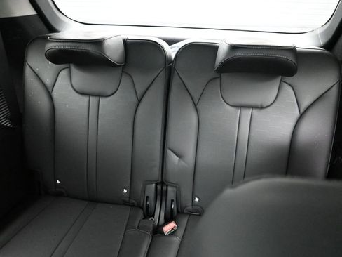 Certified 2025 Kia Sorento X-Line EX image 32