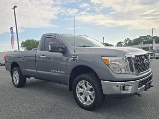 Used 2017 Nissan Titan SV image 1