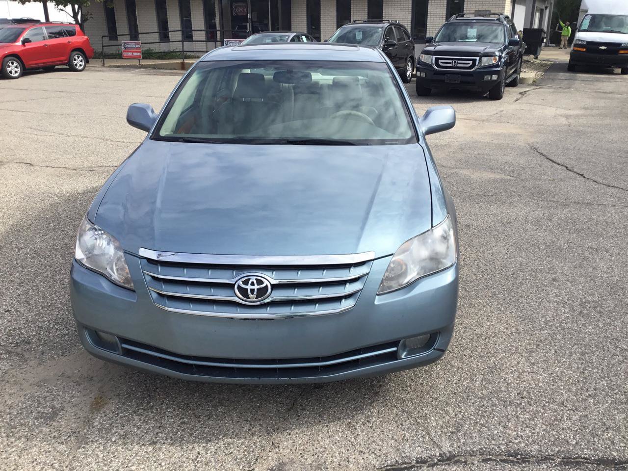 Used 2007 Toyota Avalon XLS FWD image 3