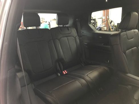 New 2025 Jeep Grand Cherokee L Limited image 39