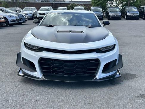 Used 2021 Chevrolet Camaro SS RWD image 8