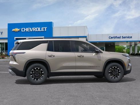 New 2026 Chevrolet Traverse Z71 w/ Driver Confidence Package AWD/4WD image 5