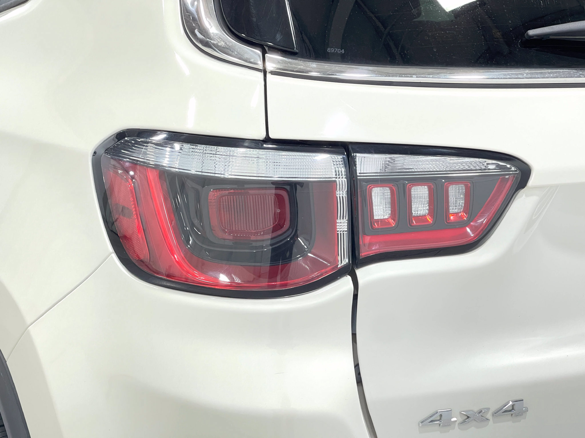 Used 2019 Jeep Compass Limited AWD/4WD image 34