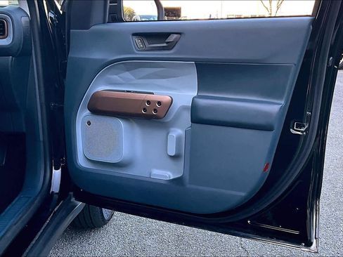 Used 2023 Ford Maverick Lariat w/ Lariat Luxury Package image 23