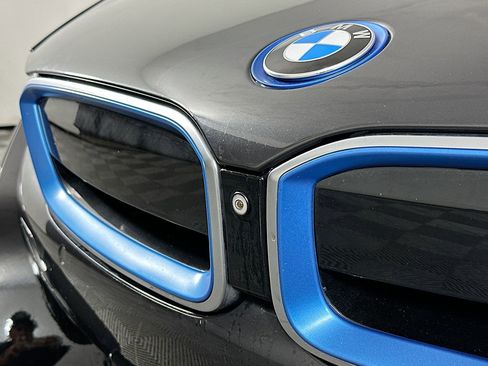 Used 2015 BMW i8 image 15