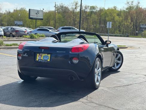 Used 2006 Pontiac Solstice Convertible w/ Power Package RWD image 6
