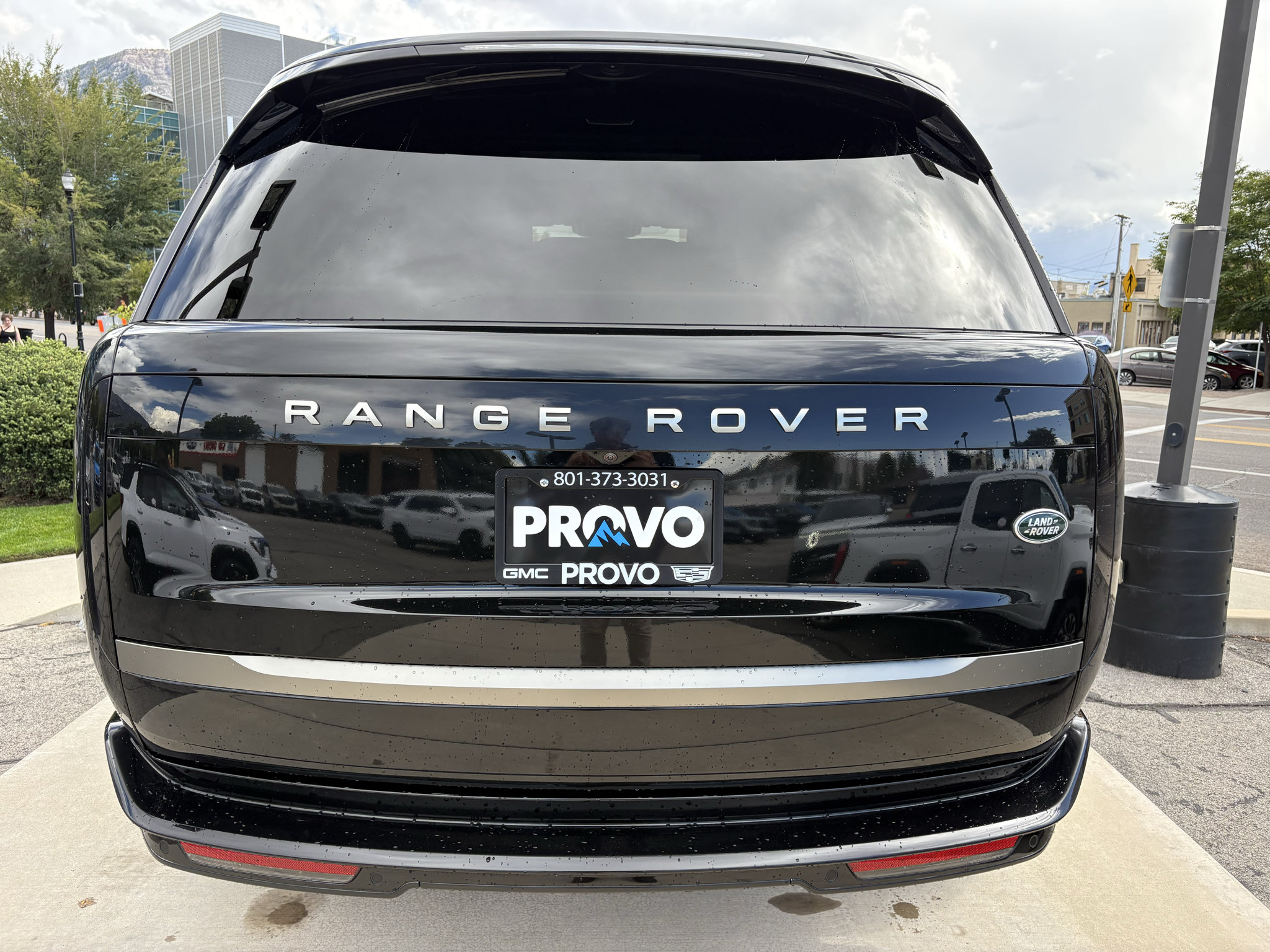 Used 2023 Land Rover Range Rover Long Wheelbase SE AWD/4WD image 11
