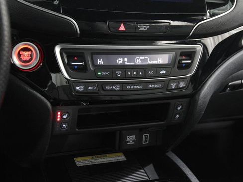 Used 2021 Honda Passport Elite image 16