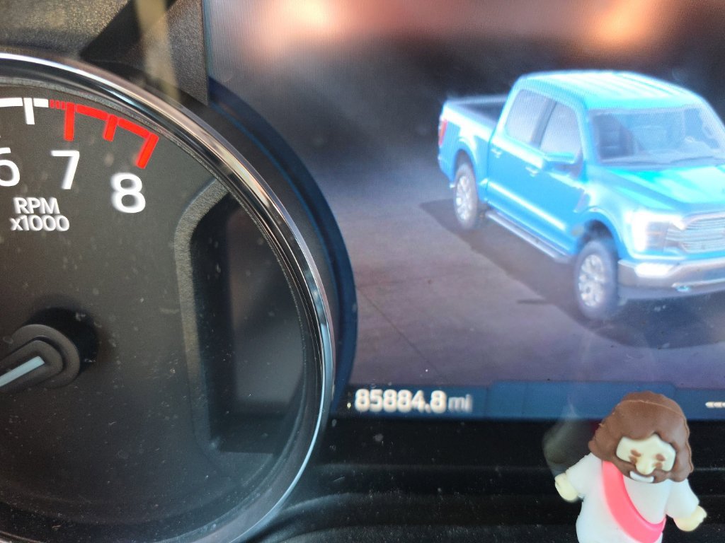 Used 2021 Ford F150 XLT w/ Equipment Group 302A High RWD image 9