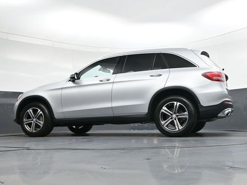Used 2016 Mercedes-Benz GLC 300 4MATIC w/ Premium Package image 30