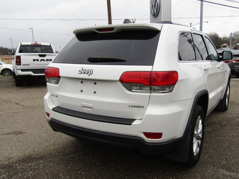 Used 2014 Jeep Grand Cherokee Laredo w/ Security & Convenience Group image 6