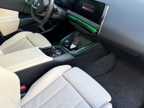 Used 2025 BMW X3 xDrive30i w/ Convenience Package image 19