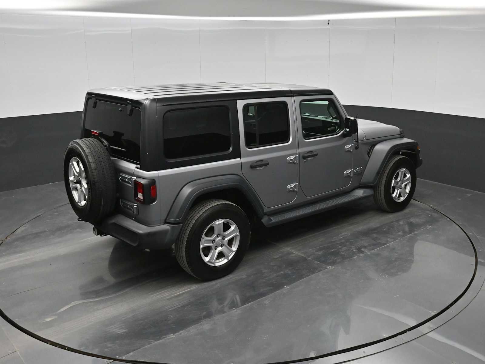 Used 2018 Jeep Wrangler Unlimited Sport S AWD/4WD image 30