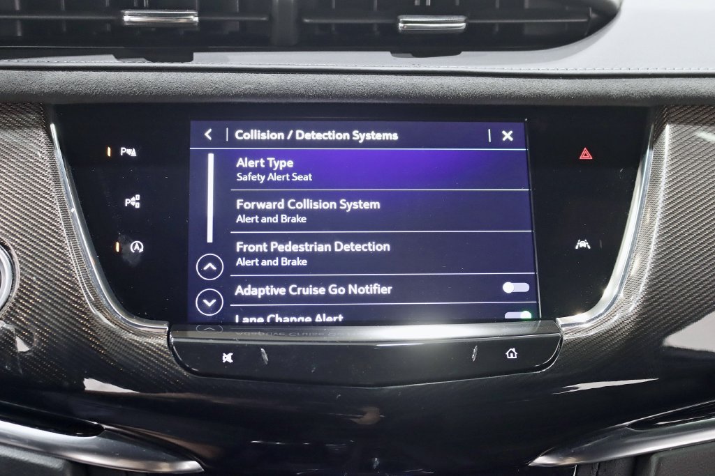 Used 2024 Cadillac XT6 Sport w/ Platinum Package AWD/4WD image 22