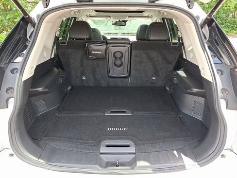 Used 2019 Nissan Rogue SL w/ Premium Package AWD/4WD image 27