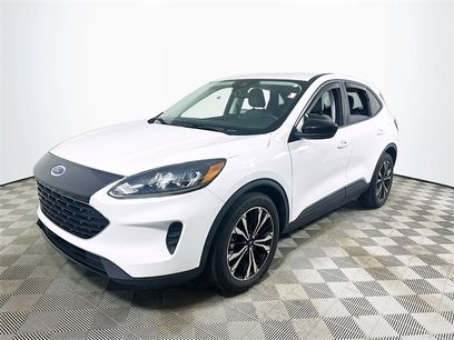 Used 2022 Ford Escape SE w/ SE Sport Appearance Package