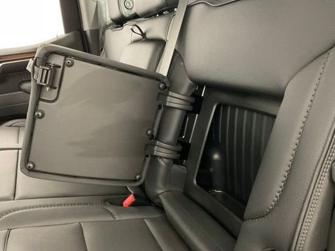 Used 2025 GMC Sierra 1500 Denali w/ Denali Reserve Package image 40