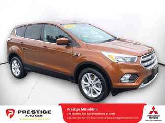 Used 2017 Ford Escape SE video 1