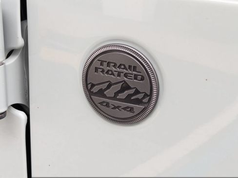 Used 2024 Jeep Wrangler Unlimited Sport AWD/4WD image 13