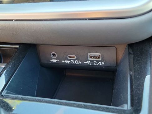 Used 2025 Subaru Outback Onyx Edition image 31