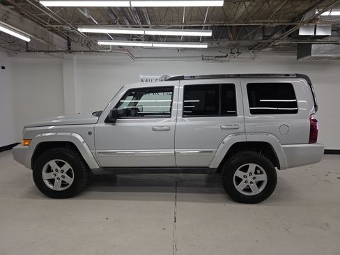 Used 2006 Jeep Commander Limited w/ Trailer Tow Group IV AWD/4WD image 13