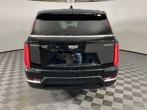 New 2026 Cadillac Escalade IQL Luxury AWD/4WD image 5