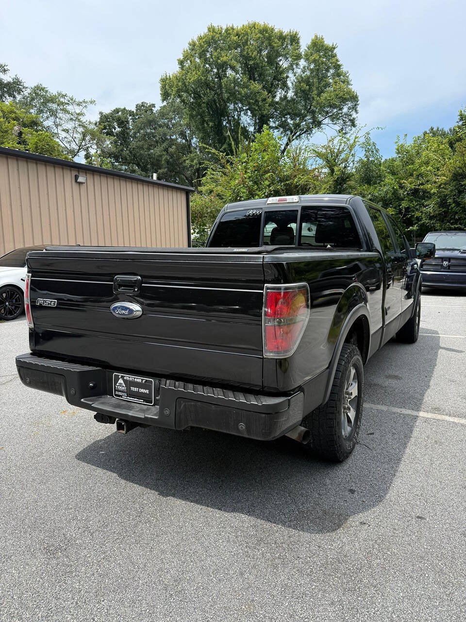 Used 2014 Ford F150 FX4 w/ Equipment Group 402A Luxury AWD/4WD image 5
