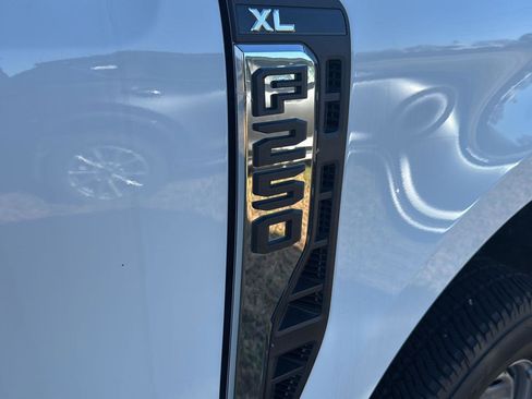 New 2024 Ford F250 XL w/ FX4 Off-Road Package image 5
