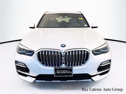 Used 2019 BMW X5 xDrive50i w/ Luxury Seating Package image 2