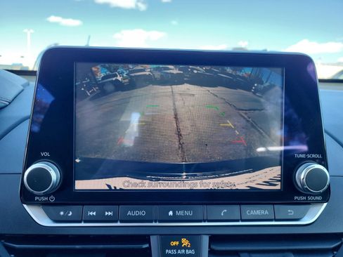 Used 2022 Nissan Altima 2.5 SR image 28