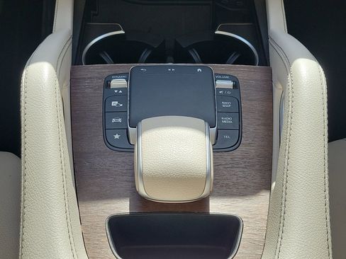 Certified 2022 Mercedes-Benz GLE 450 4MATIC image 23