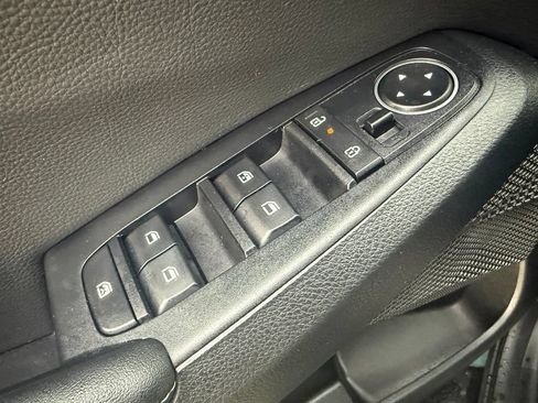 Used 2026 Kia Seltos S FWD image 24