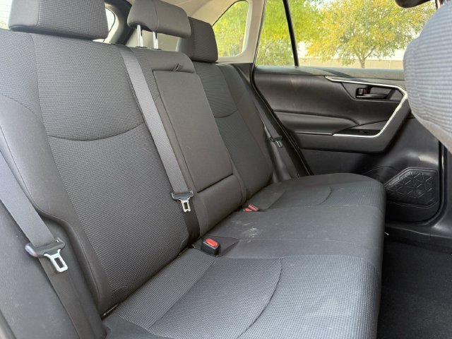 Used 2020 Toyota RAV4 LE FWD image 26