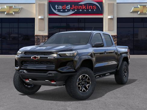 New 2026 Chevrolet Colorado ZR2 w/ Technology Package AWD/4WD image 30