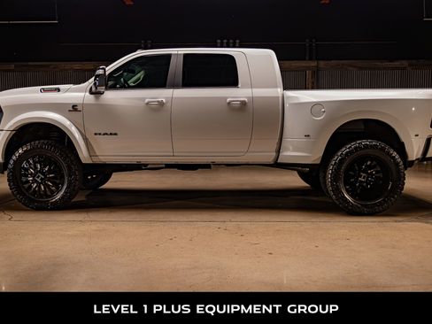 Used 2025 RAM 3500 Laramie w/ Max Tow Package image 6
