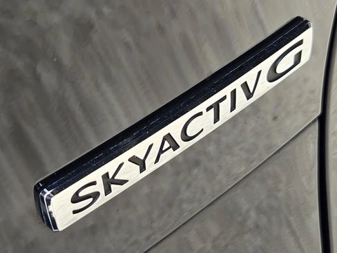 Used 2025 MAZDA CX-30 AWD 2.5 S w/ Premium Package image 12