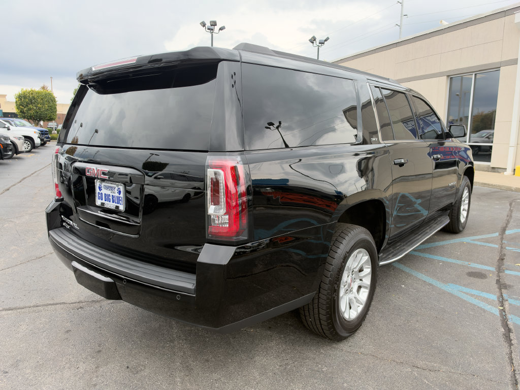 Used 2020 GMC Yukon XL SLT AWD/4WD image 7
