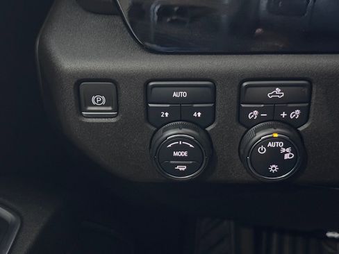 Certified 2023 Chevrolet Silverado 1500 LT image 23