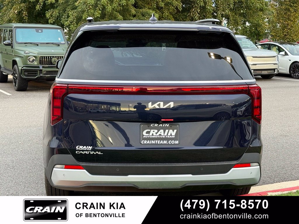 New 2026 Kia Carnival EX FWD image 6